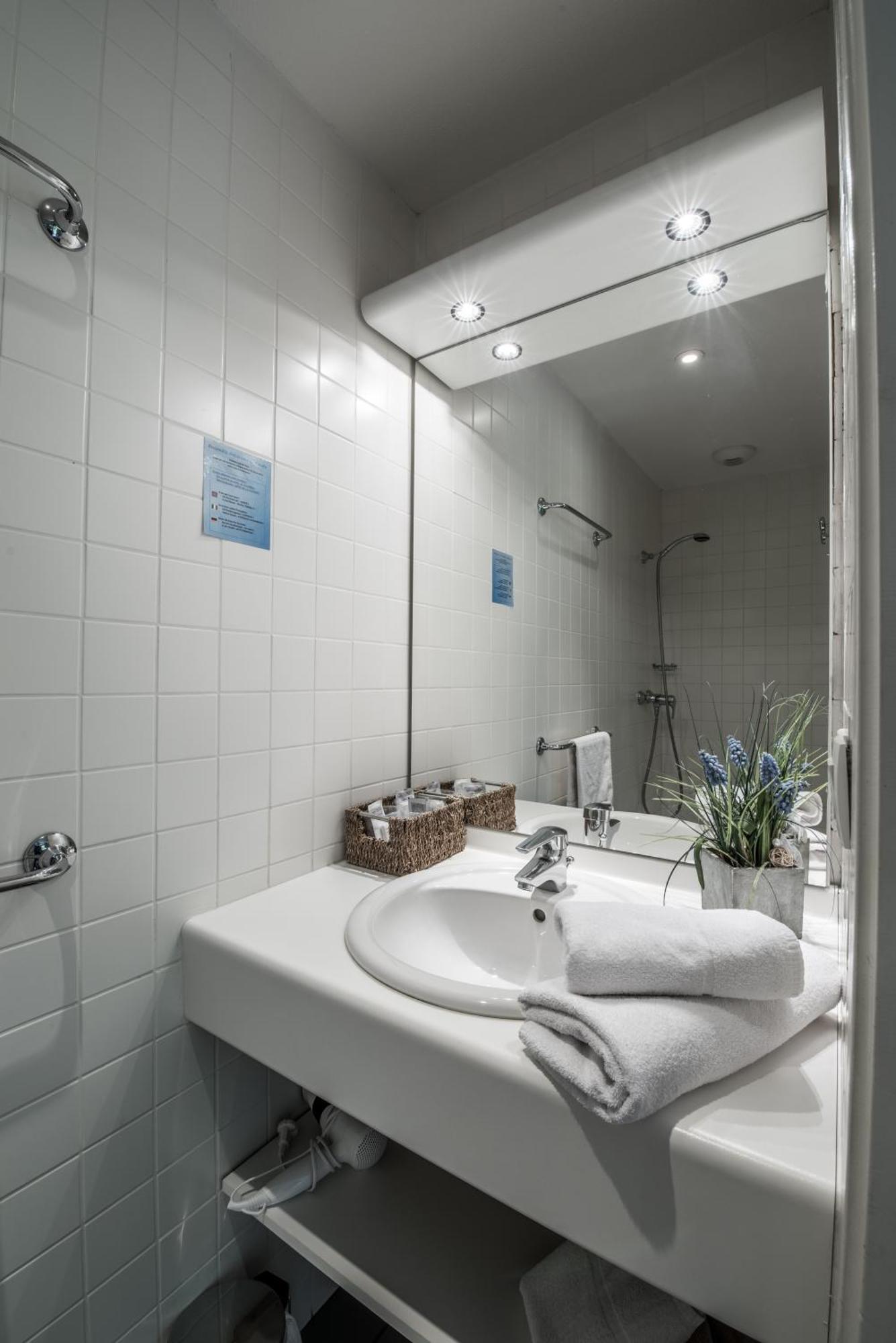 Hotel Le Marintan Saint-Michel-de-Maurienne Bilik gambar